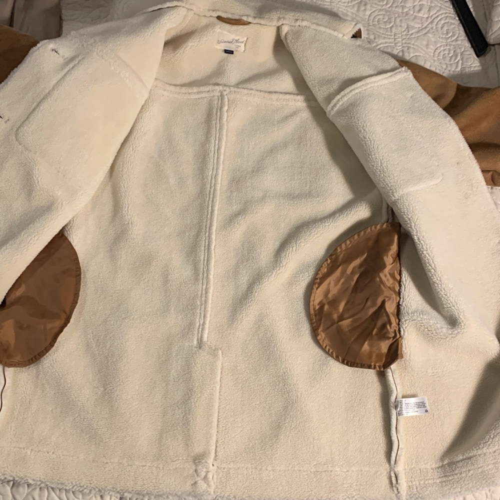 Woman’s Universal Thread Shearling Jacket NEW - Picture 5 of 10